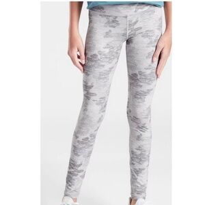 Athleta Girl Camo Gray Printed Chit Chat Capri Tights
